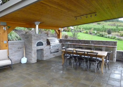 Outdoor Kitchen